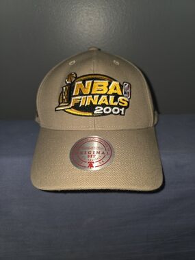Mitchell & Ness 2001 NBA Finals 2001 Embroidered Cap LAKERS-76ERS